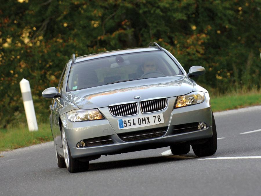  BMW 330xd Touring 2006 года  (фото 14 из 16)